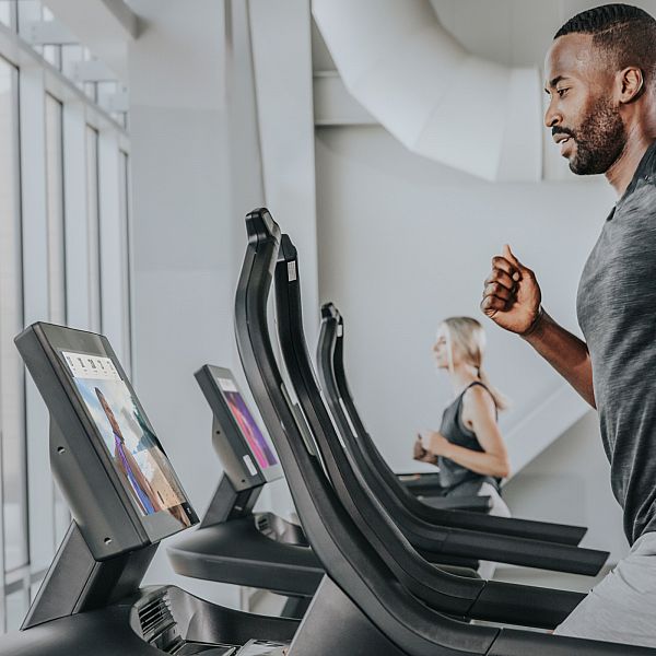 Бігова доріжка FREEMOTION INCLINE TRAINER i22.9