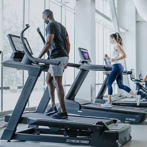 Бігова доріжка FREEMOTION INCLINE TRAINER i22.9