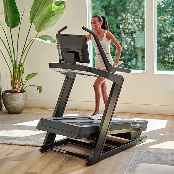 Беговая дорожка электрическая NordicTrack X24