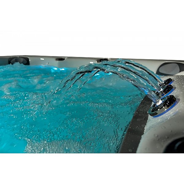 Гідромасажна ванна 500 P2 Garden з контролером Balboa