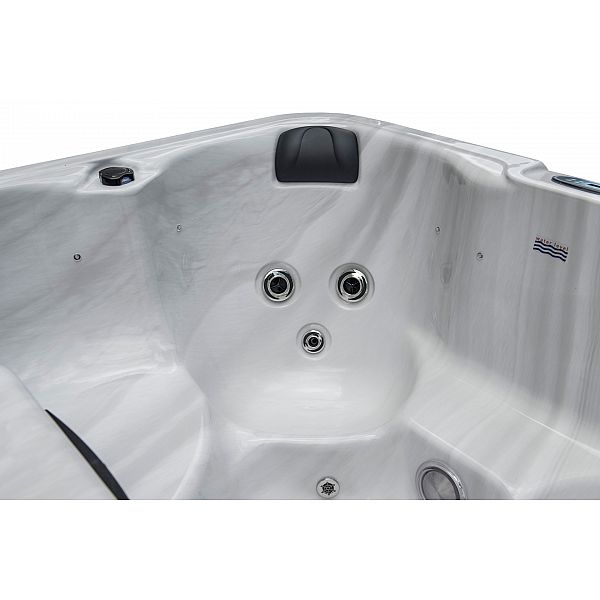 Садова гідромасажна ванна 200 P1 зі стерилізатором Balboa