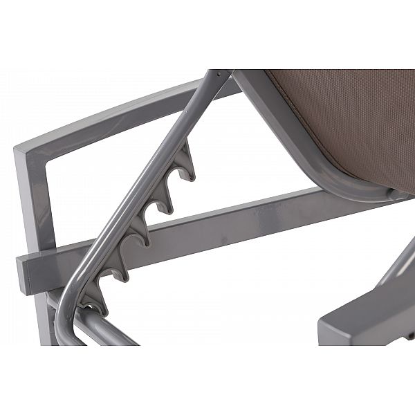 Набір садових лежаків Caravela Silver / Taupe з комплектом столиків Cuba Silver