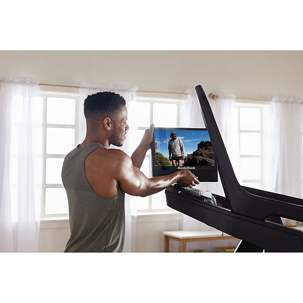 Беговая дорожка NordicTrack X16