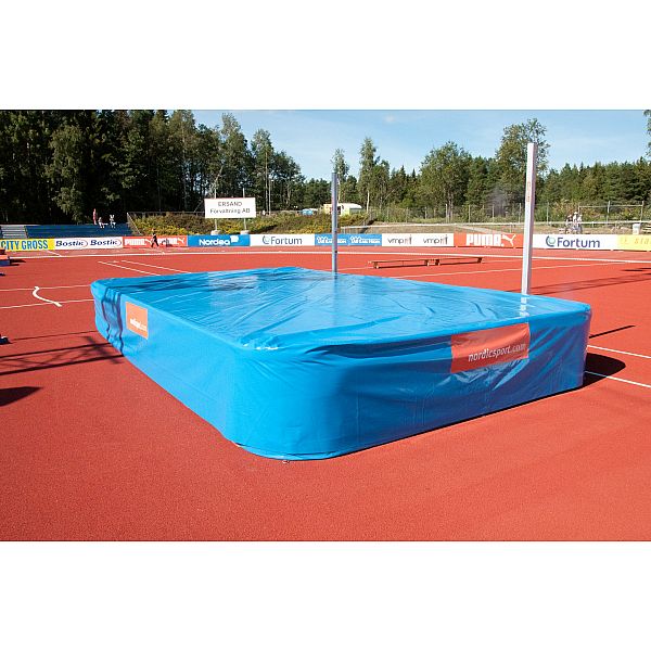 Дощове накриття ями Nordic Sport для стрибків з жердиною Champion 2
