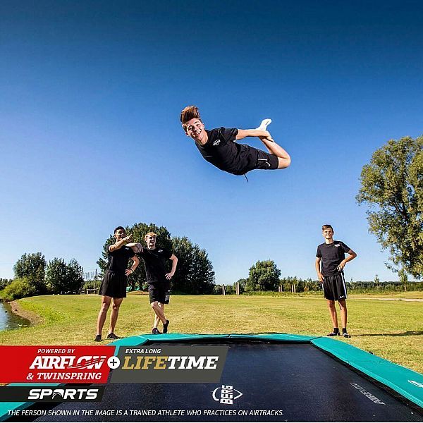 Батут Berg Ultim Champion FlatGround 410cm Green