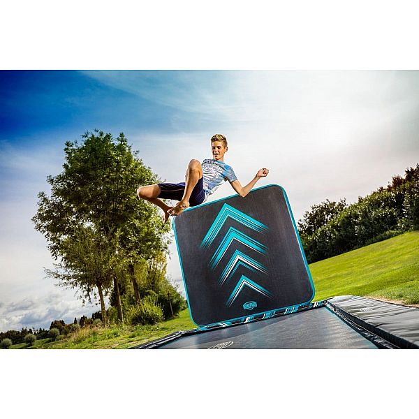 Батут Berg Ultim Elite FlatGround 500см Black + AeroWall 2x2 Black
