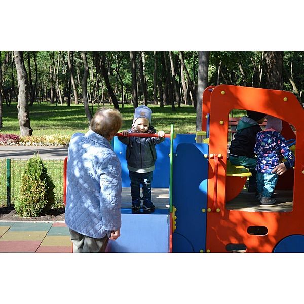 Машинка з гіркою InterAtletika TE501