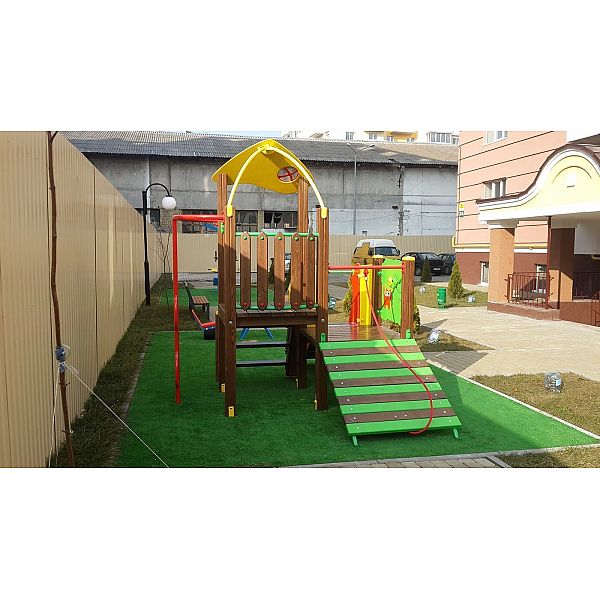 Игровой комплекс красно-зелено-желтый «Кроха-NEW» InterAtletika TE810 NEW