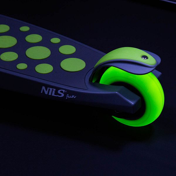Самокат Nils Fun HLB02, зелений