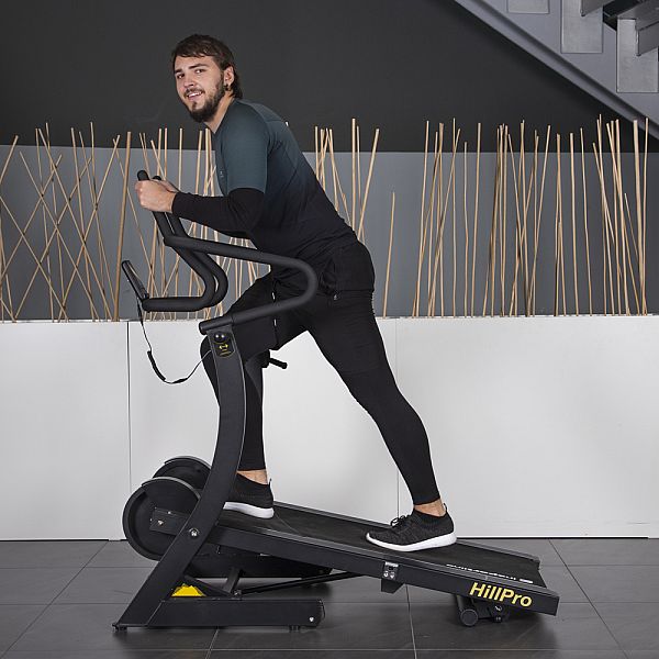 Профессиональная беговая дорожка inSPORTline Hill Pro