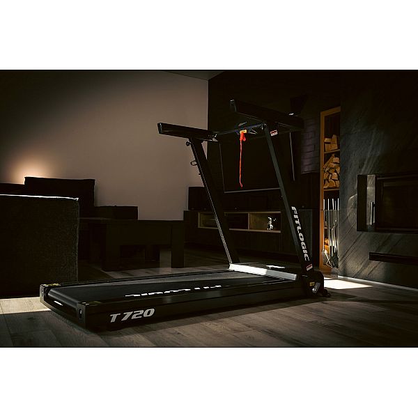 Беговая дорожка FitLogic T720