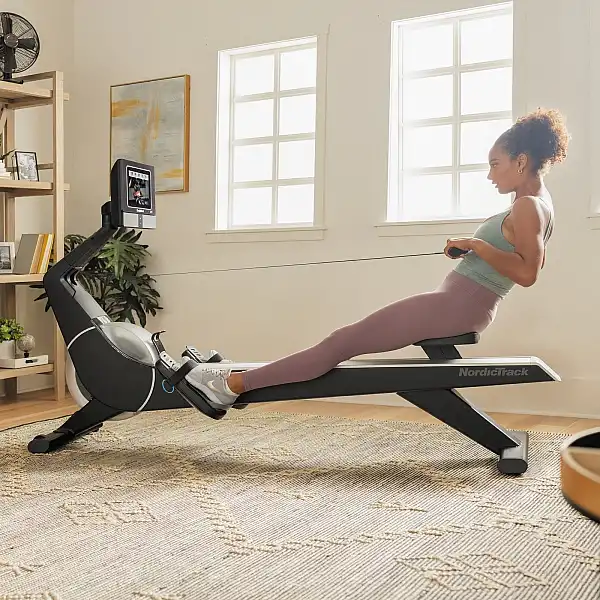 Гребний тренажер NordicTrack RW700