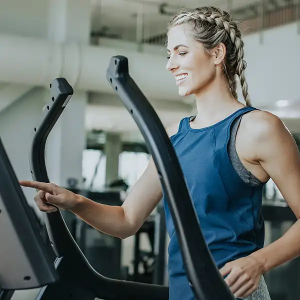 Бігова доріжка FREEMOTION INCLINE TRAINER i22.9