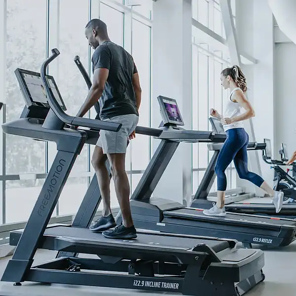 Бігова доріжка FREEMOTION INCLINE TRAINER i22.9