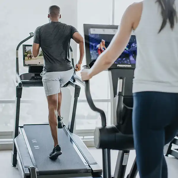 Бігова доріжка FREEMOTION INCLINE TRAINER i22.9