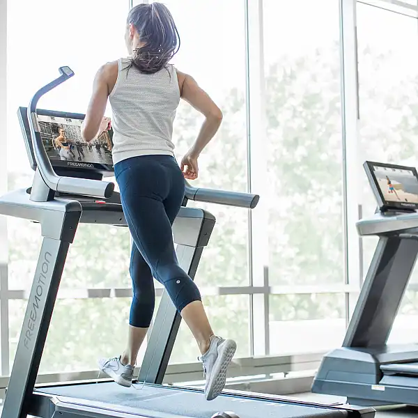 Бігова доріжка FREEMOTION INCLINE TRAINER i22.9