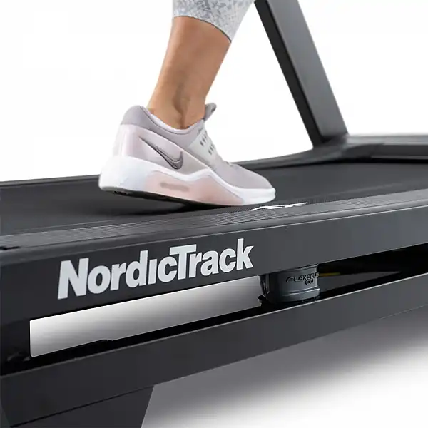 Бігова доріжка електрична NordicTrack T10