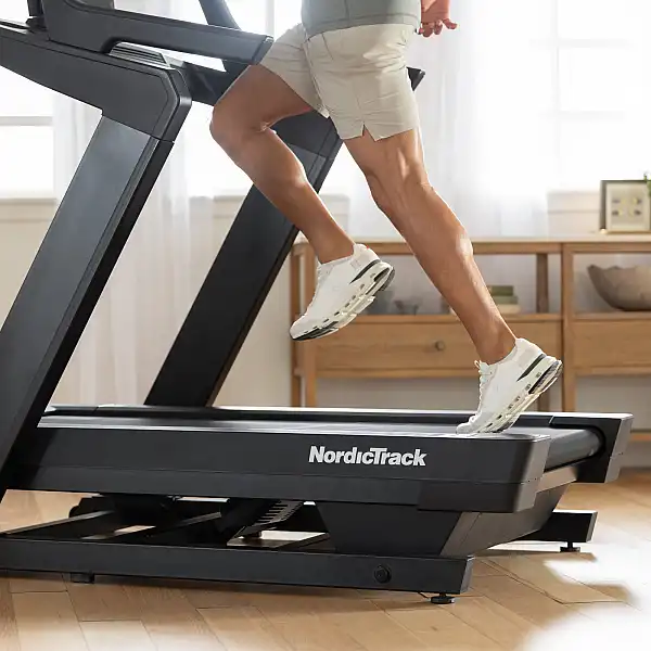 Беговая дорожка электрическая NordicTrack X16