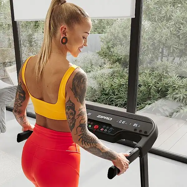 Электрическая беговая дорожка Zipro Pulse