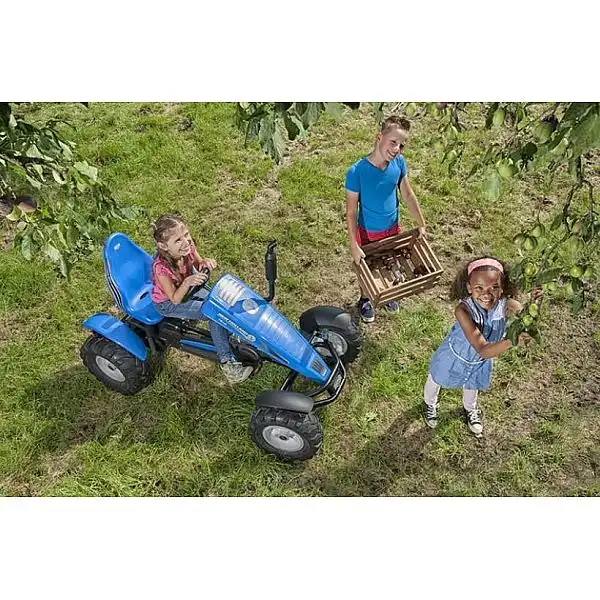 Веломобіль BERG New Holland BFR 3