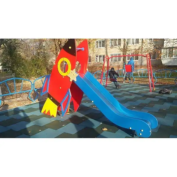 Гірка "Ракета" InterAtletika TE109