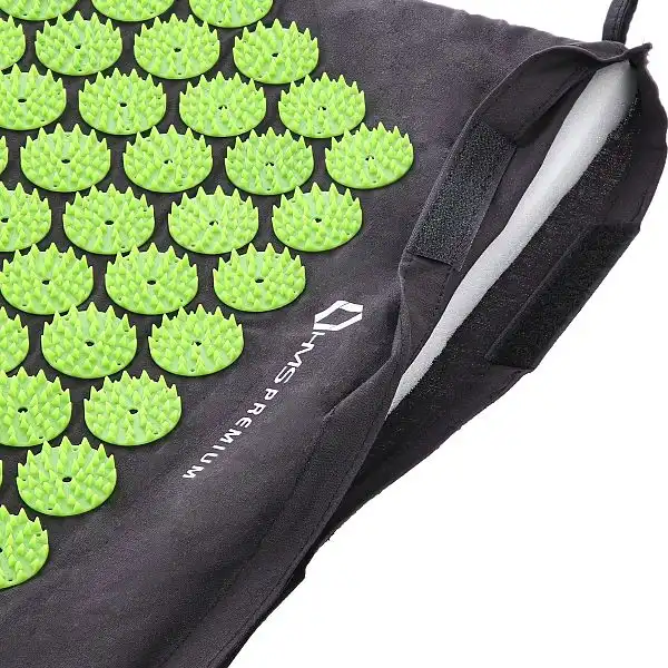 Килимок для точкового масажу з подушкою HMS Premium AKM03 чорний