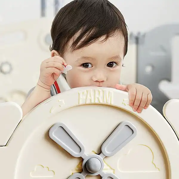 Манеж пластиковий inSPORTline Bufalino 12+2 167 x 160 x 64 см