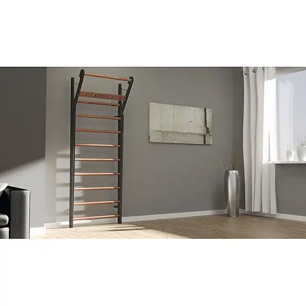 Шведська Stenka Wallbars Club-Sport на 14 перекладах