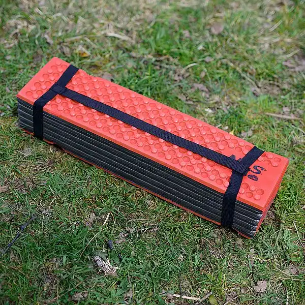 Карімат туристичний складаний Nils Camp NC1768 188см червоний