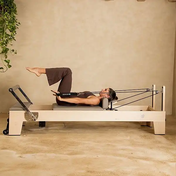 Реформер Elina Pilates Elite Wood ELN 700015 Black