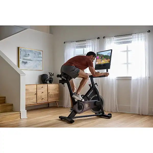 Спінбайк NordicTrack 24 Studio Bike